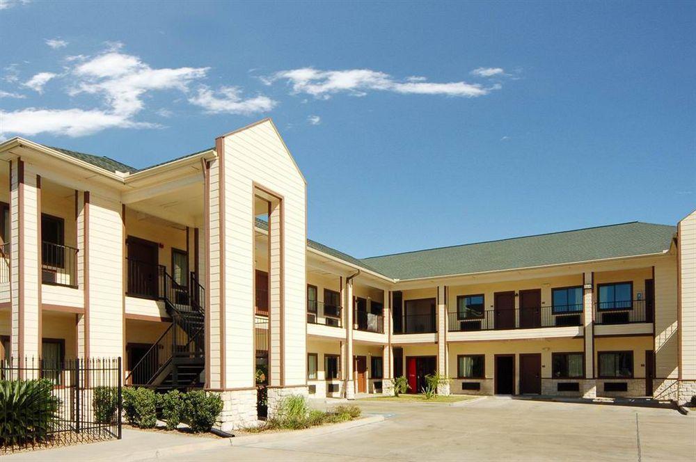 Lone Star Inn And Suites Victoria Zewnętrze zdjęcie