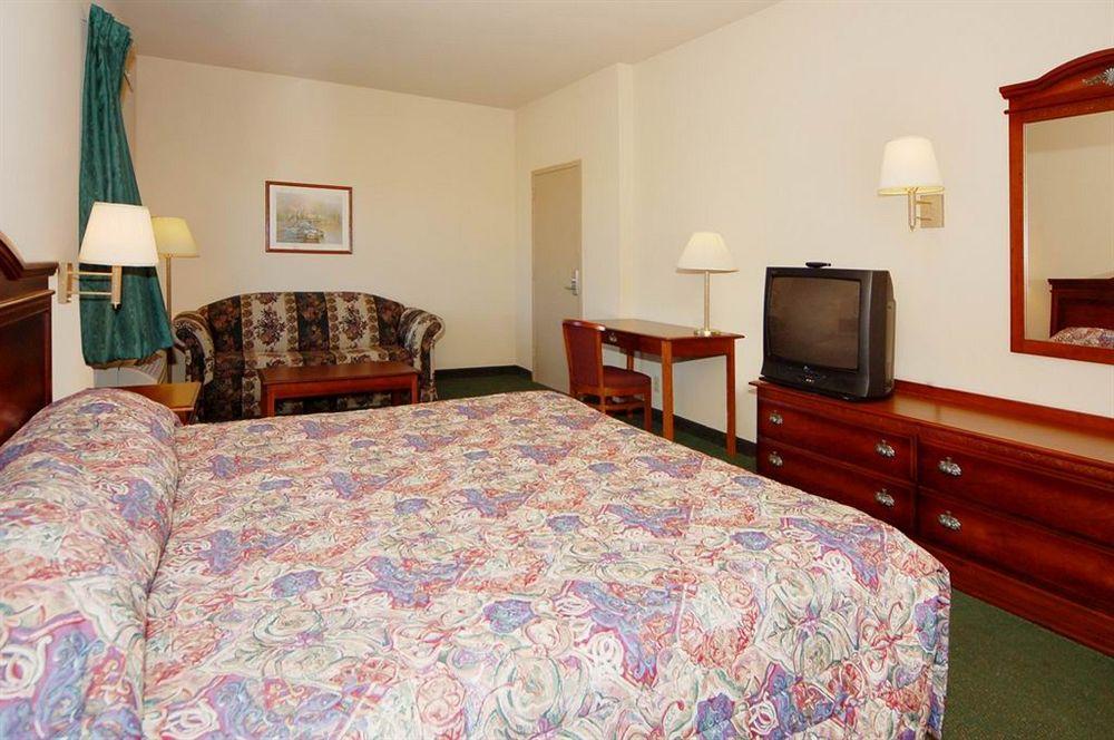 Lone Star Inn And Suites Victoria Zewnętrze zdjęcie