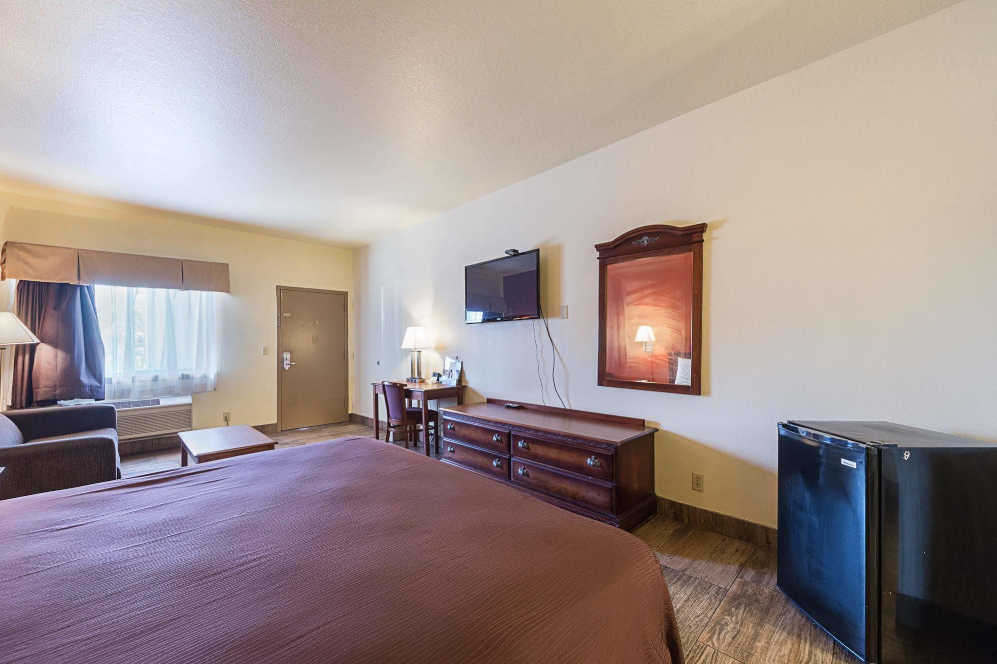 Lone Star Inn And Suites Victoria Zewnętrze zdjęcie